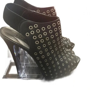 Bebe Belinda Grommet Peep Toe Ankle Slingback Boots Size 7